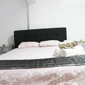 https://duplex-comfort-apartments.hotelsatayianapa.com